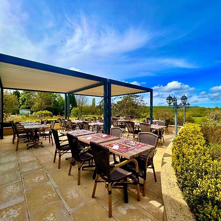Logis Hotel Le Val De Vence Launois-sur-Vence Екстериор снимка