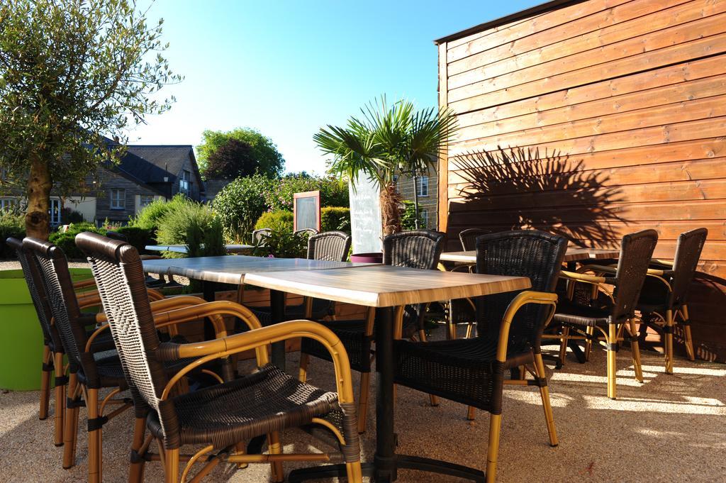 Logis Hotel Le Val De Vence Launois-sur-Vence Екстериор снимка